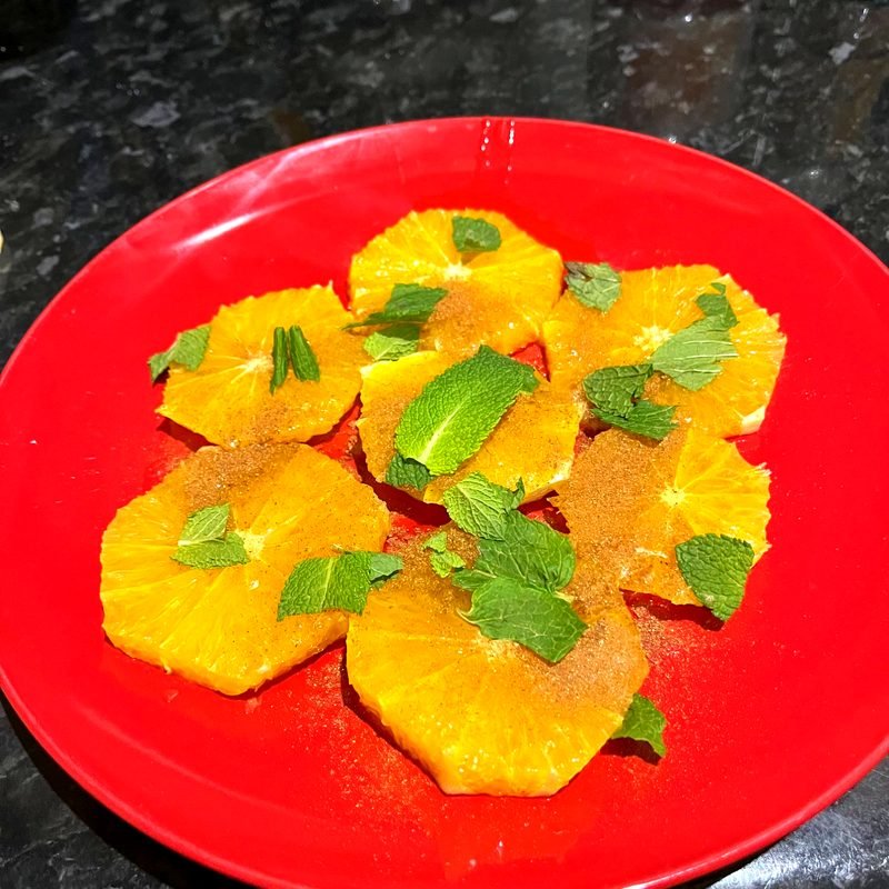Moroccan orange, cinnamon & mint salad